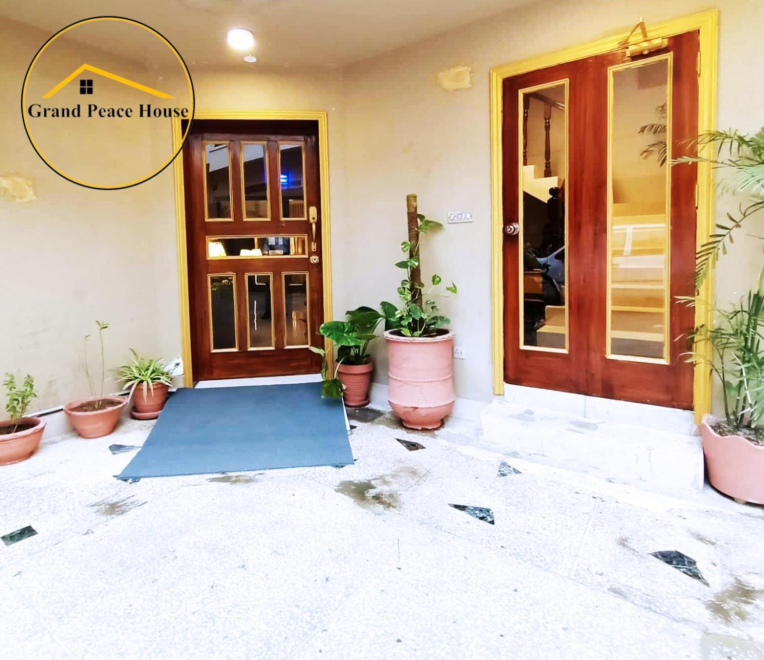 Grand Peace House II Bed & Breakfast Islamabad Exterior photo