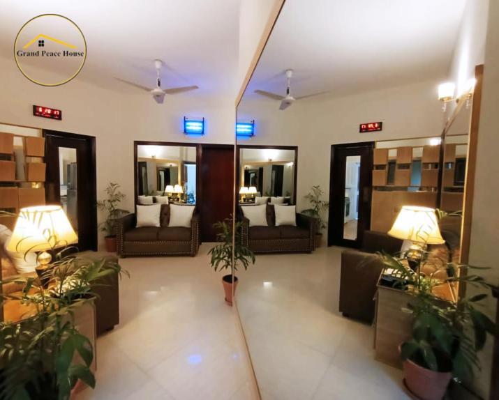 Grand Peace House II Bed & Breakfast Islamabad Exterior photo