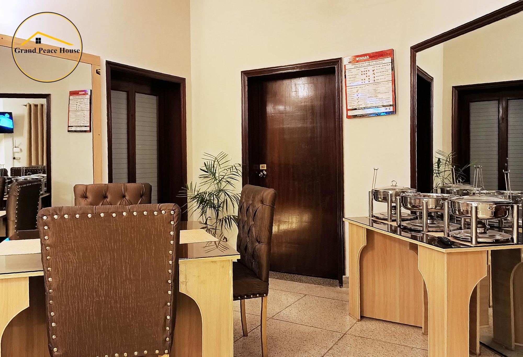 Grand Peace House II Bed & Breakfast Islamabad Exterior photo